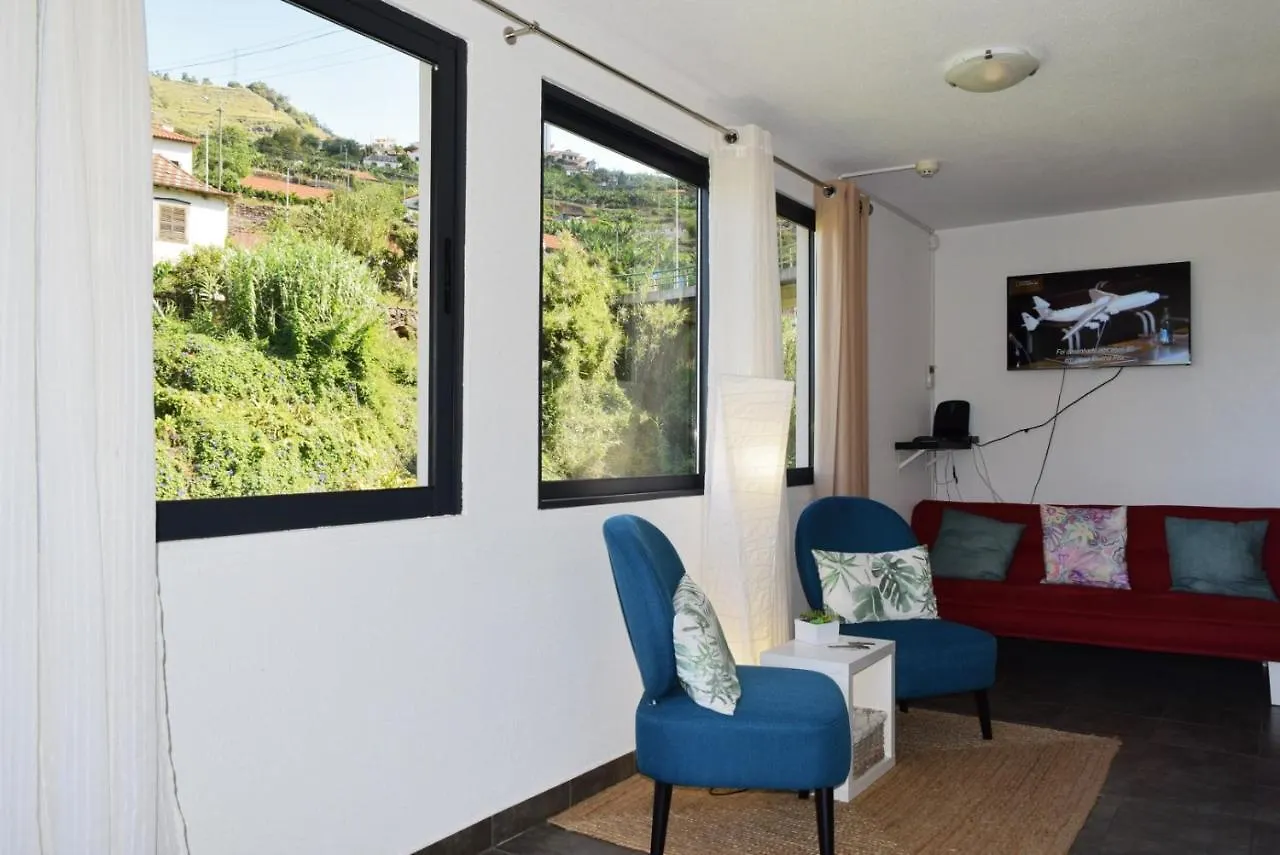 Casa Calhau Da Lapa, A Home In Madeira Campanário