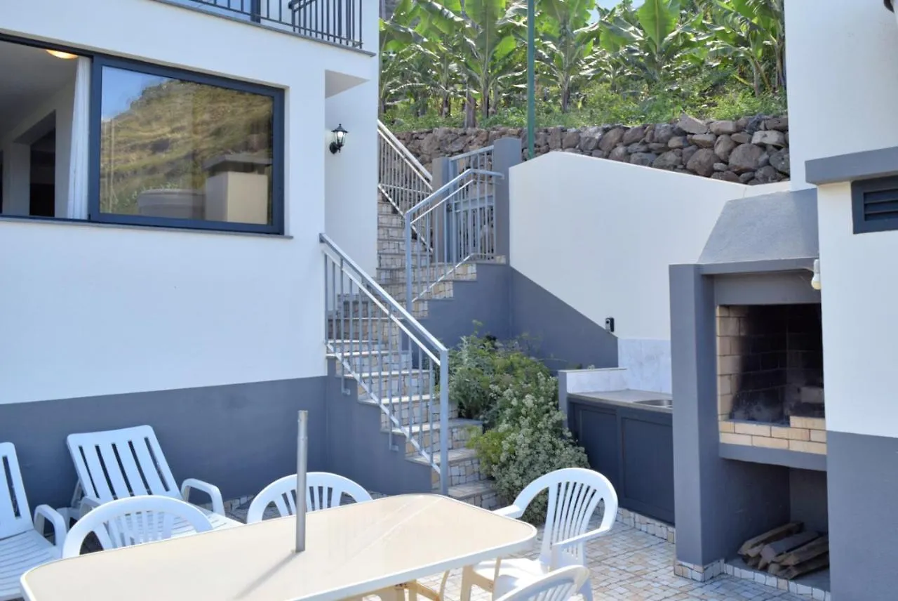 Apartamento Casa Calhau Da Lapa, A Home In Madeira Campanário